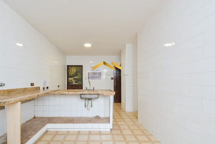 Apartamento à venda com 3 quartos, 181m² - Foto 8