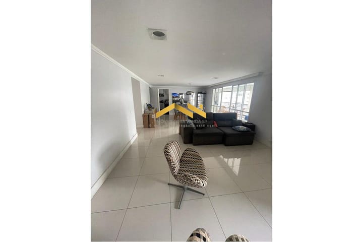 Apartamento à venda com 3 quartos, 192m² - Foto 1