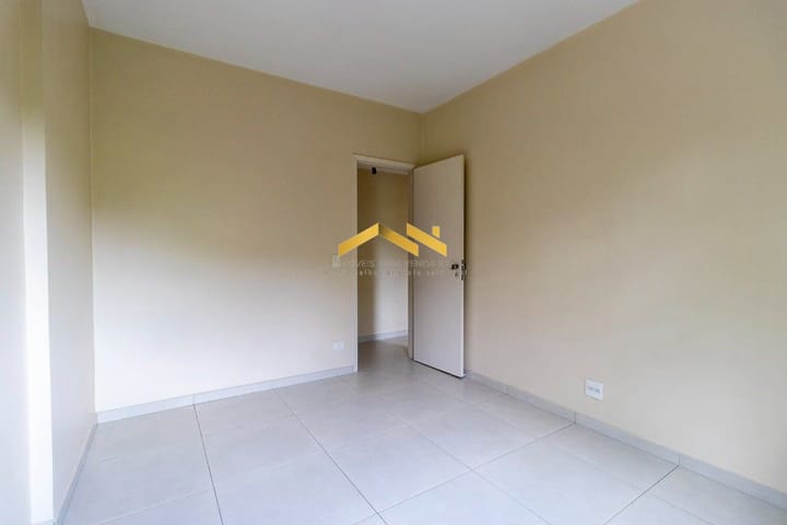 Apartamento à venda com 3 quartos, 121m² - Foto 35