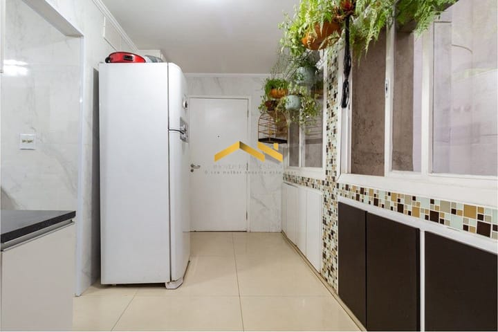 Apartamento à venda com 3 quartos, 141m² - Foto 29