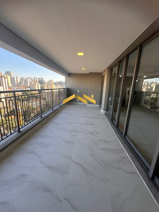 Apartamento à venda com 3 quartos, 132m² - Foto 13