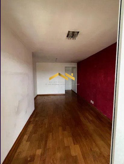 Apartamento à venda com 2 quartos, 70m² - Foto 1