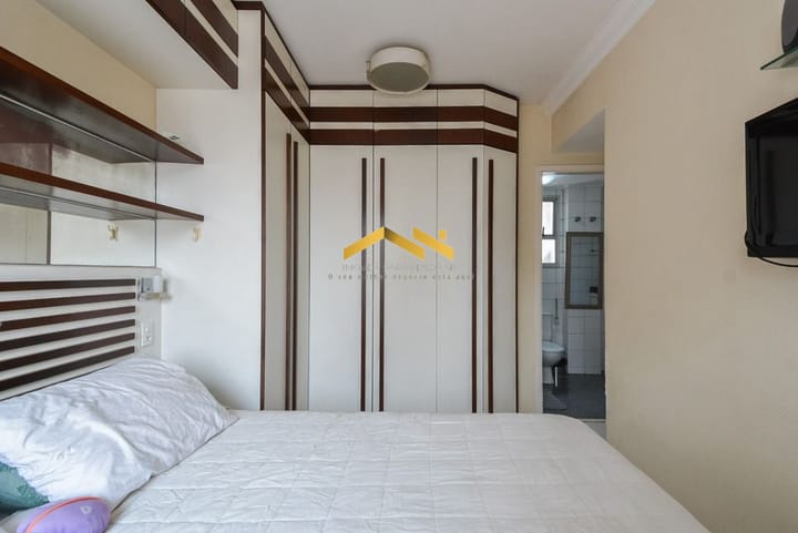 Apartamento à venda com 3 quartos, 76m² - Foto 3