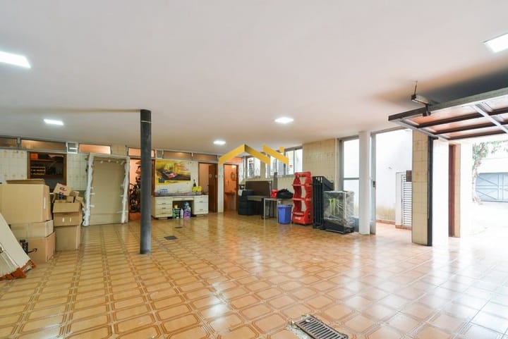 Casa à venda com 4 quartos, 331m² - Foto 25