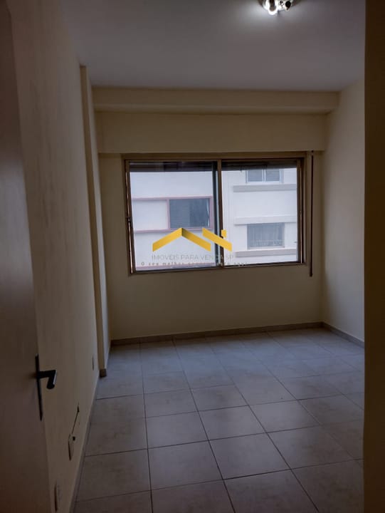 Apartamento à venda com 3 quartos, 87m² - Foto 4