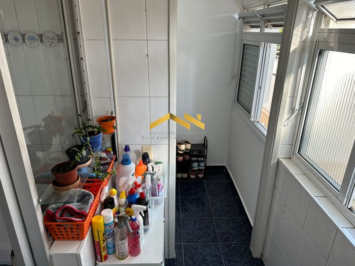 Apartamento à venda com 2 quartos, 58m² - Foto 4