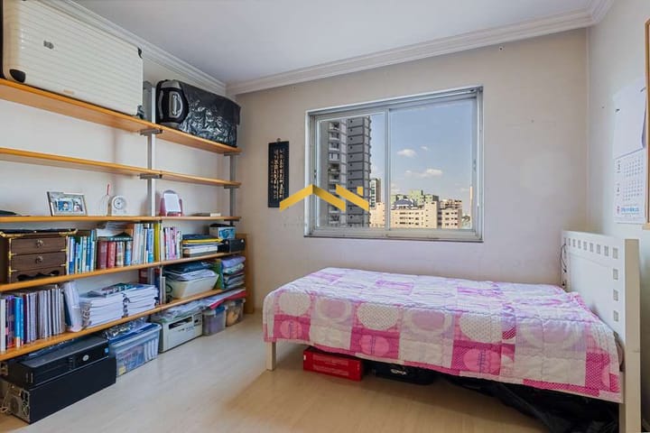 Apartamento à venda com 3 quartos, 137m² - Foto 4