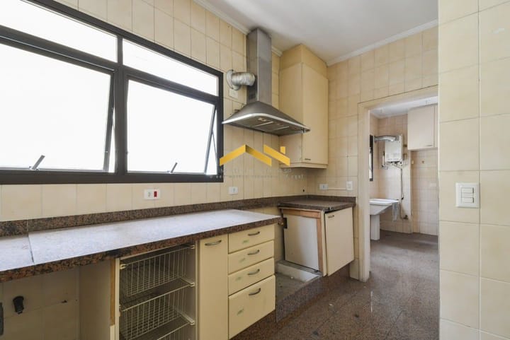 Apartamento à venda com 4 quartos, 323m² - Foto 17