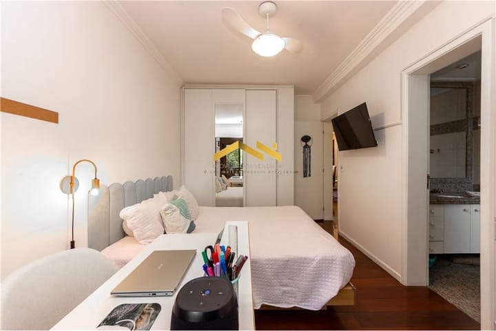 Apartamento à venda com 4 quartos, 208m² - Foto 9