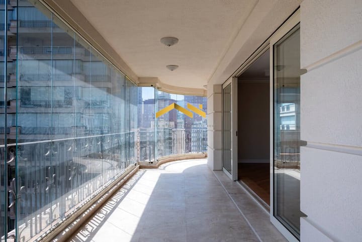 Apartamento à venda com 3 quartos, 278m² - Foto 11