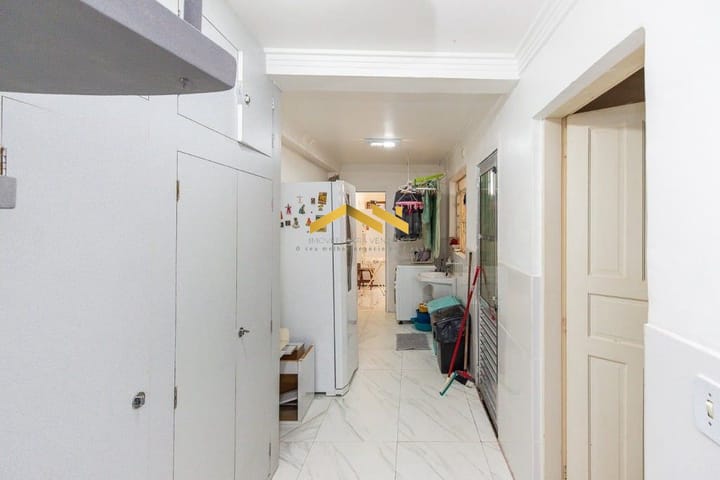 Casa à venda com 4 quartos, 131m² - Foto 15