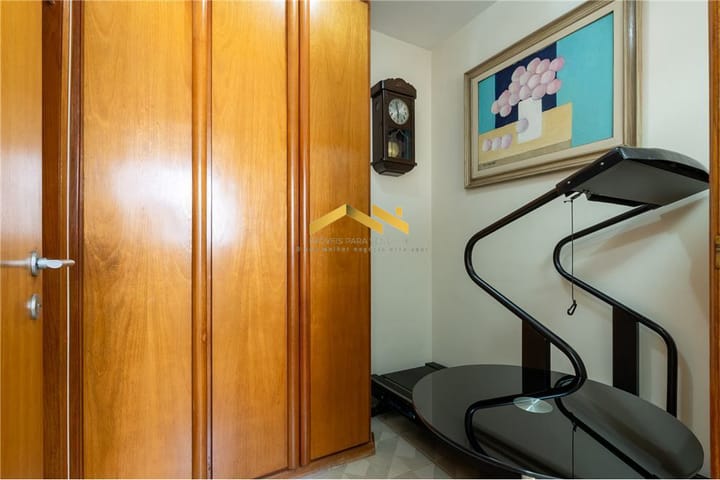 Apartamento à venda com 4 quartos, 214m² - Foto 35