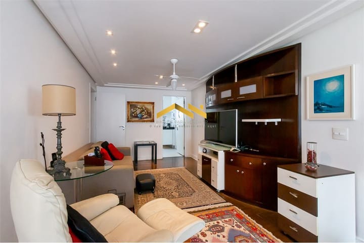 Apartamento à venda com 3 quartos, 137m² - Foto 12