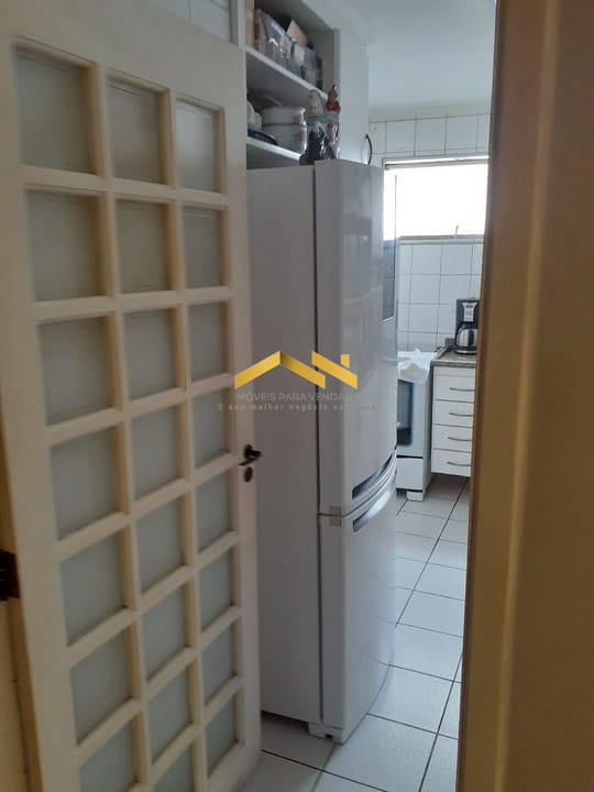 Apartamento à venda com 2 quartos, 70m² - Foto 6