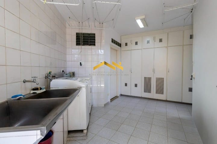 Casa à venda com 4 quartos, 440m² - Foto 53