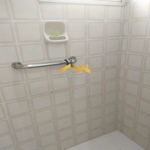 Apartamento à venda com 2 quartos, 80m² - Foto 25