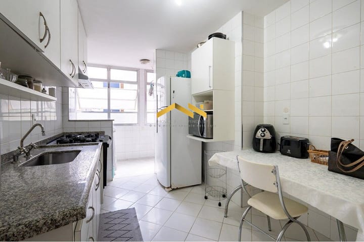 Apartamento à venda com 3 quartos, 102m² - Foto 3