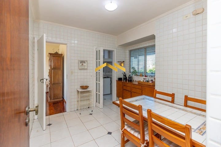 Apartamento à venda com 4 quartos, 175m² - Foto 42