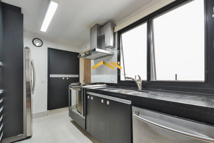 Apartamento à venda com 4 quartos, 172m² - Foto 11