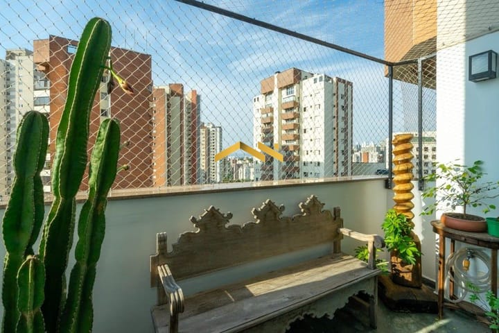 Apartamento à venda com 3 quartos, 185m² - Foto 22