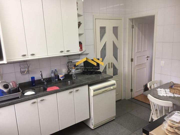 Apartamento à venda com 4 quartos, 200m² - Foto 10