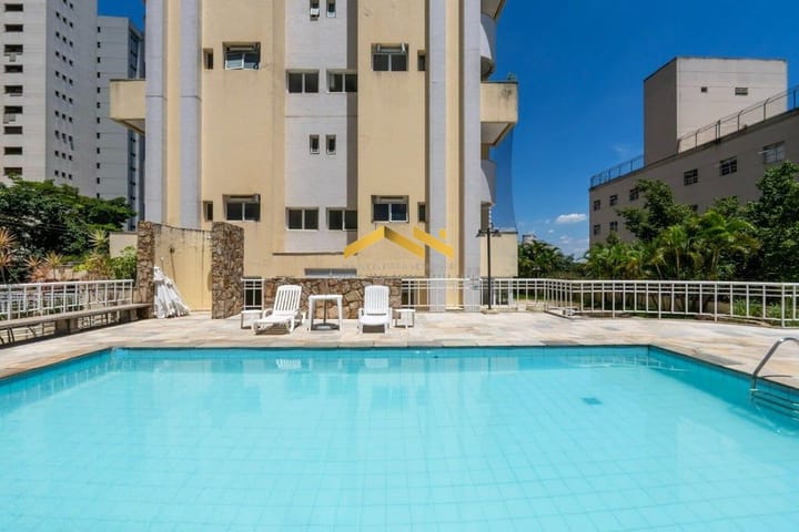 Apartamento à venda com 2 quartos, 85m² - Foto 17