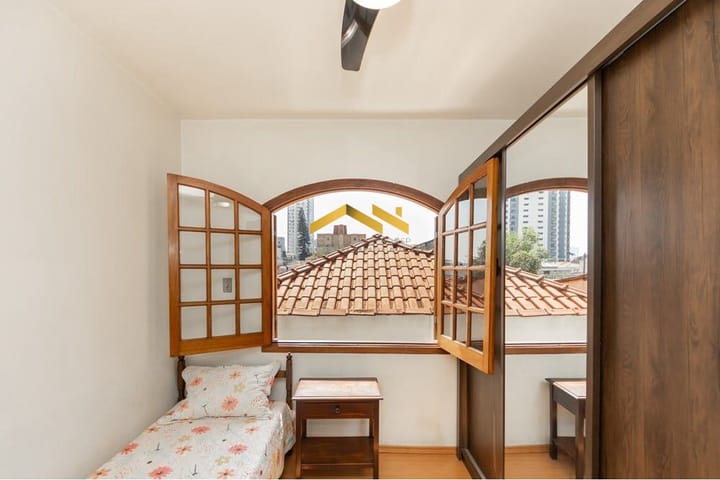 Casa à venda com 4 quartos, 207m² - Foto 8