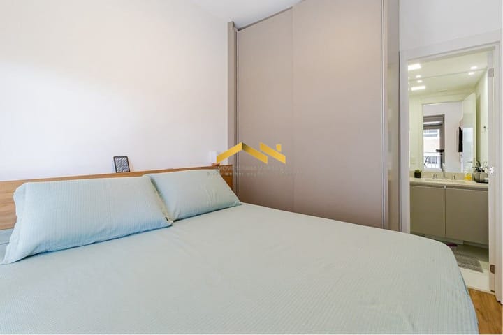 Apartamento à venda com 2 quartos, 65m² - Foto 2