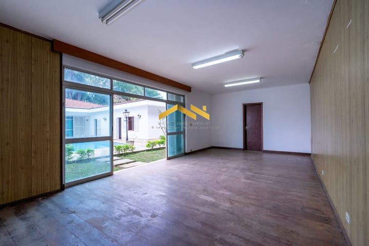 Casa à venda com 4 quartos, 665m² - Foto 1