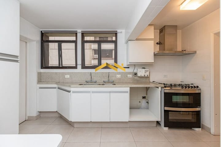 Apartamento à venda com 3 quartos, 144m² - Foto 5