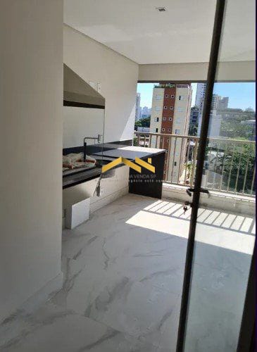 Apartamento à venda com 3 quartos, 158m² - Foto 3