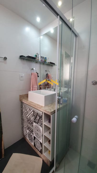 Apartamento à venda com 2 quartos, 67m² - Foto 15