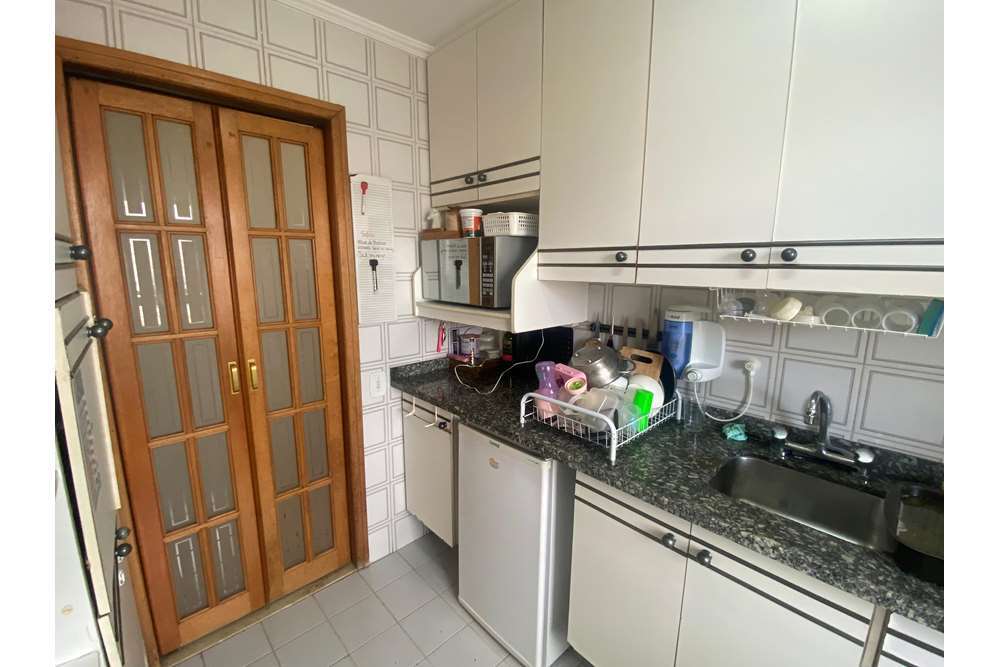 Apartamento à venda com 2 quartos, 65m² - Foto 13