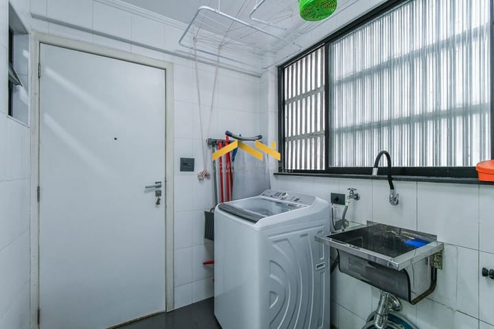 Apartamento à venda com 3 quartos, 178m² - Foto 8