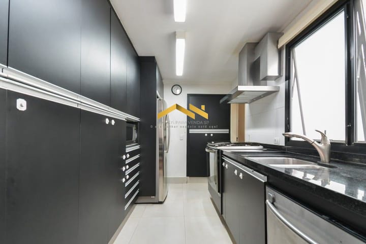 Apartamento à venda com 4 quartos, 172m² - Foto 12