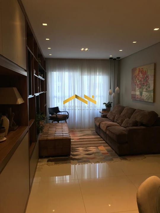 Apartamento à venda com 3 quartos, 110m² - Foto 5