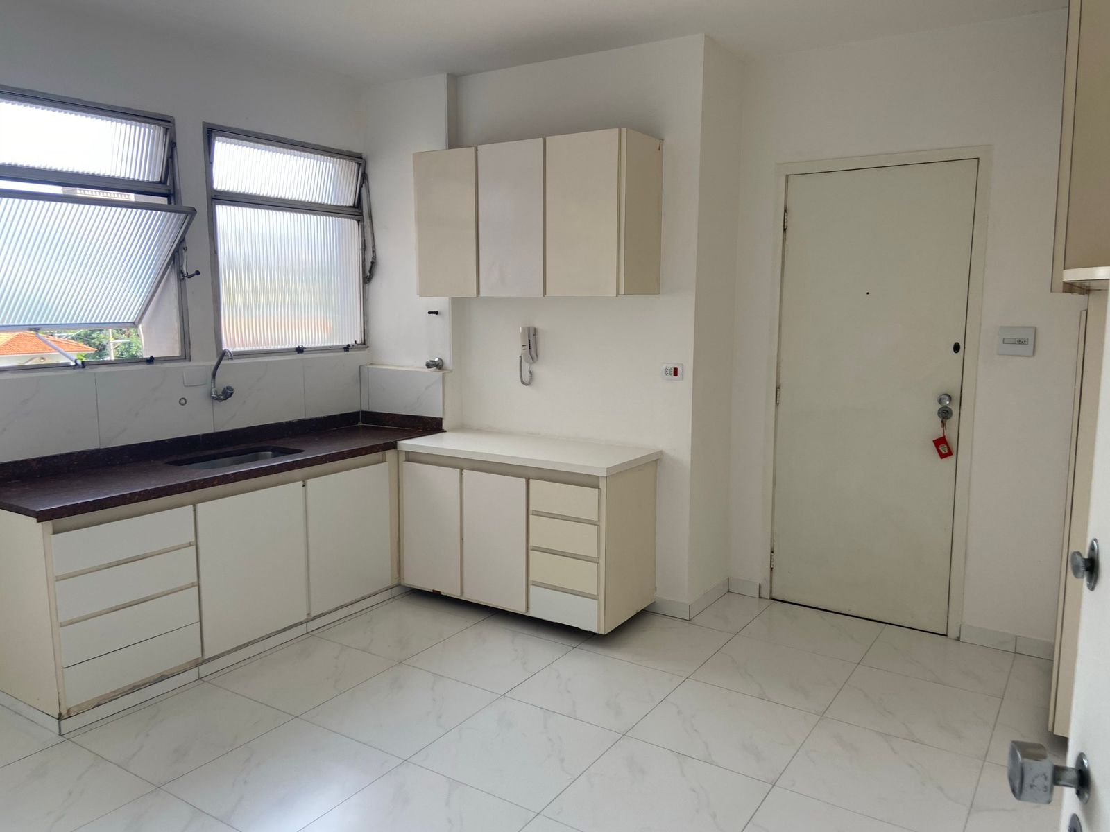 Apartamento à venda com 3 quartos, 150m² - Foto 19