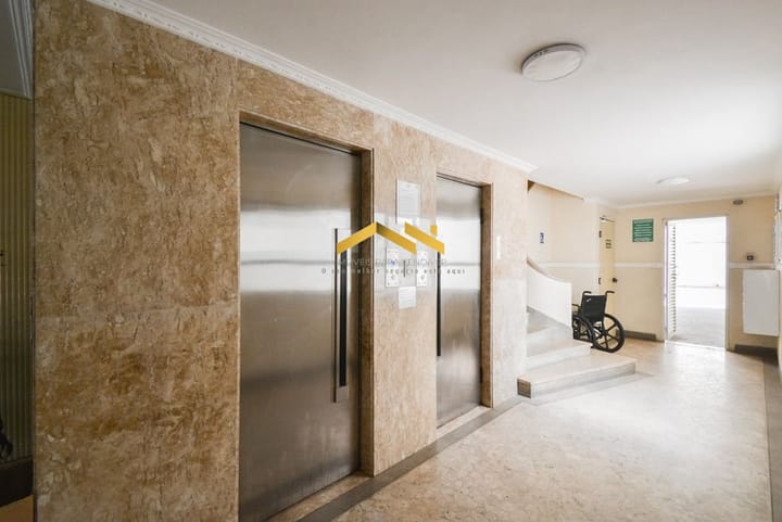 Apartamento à venda com 3 quartos, 140m² - Foto 21