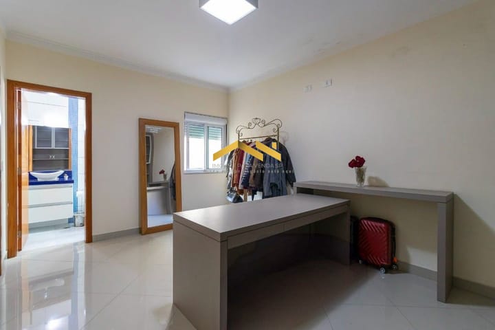 Casa à venda com 4 quartos, 213m² - Foto 6