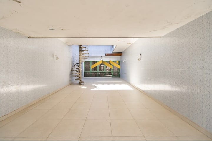 Casa à venda com 3 quartos, 190m² - Foto 14