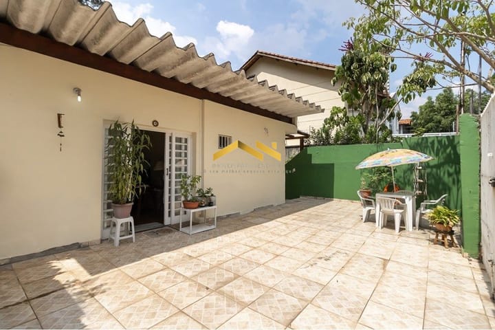 Casa à venda com 3 quartos, 240m² - Foto 30