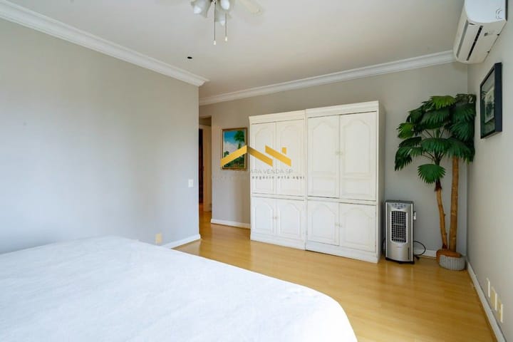 Apartamento à venda com 4 quartos, 260m² - Foto 11