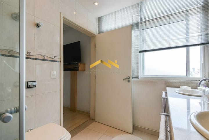 Apartamento à venda com 3 quartos, 193m² - Foto 47