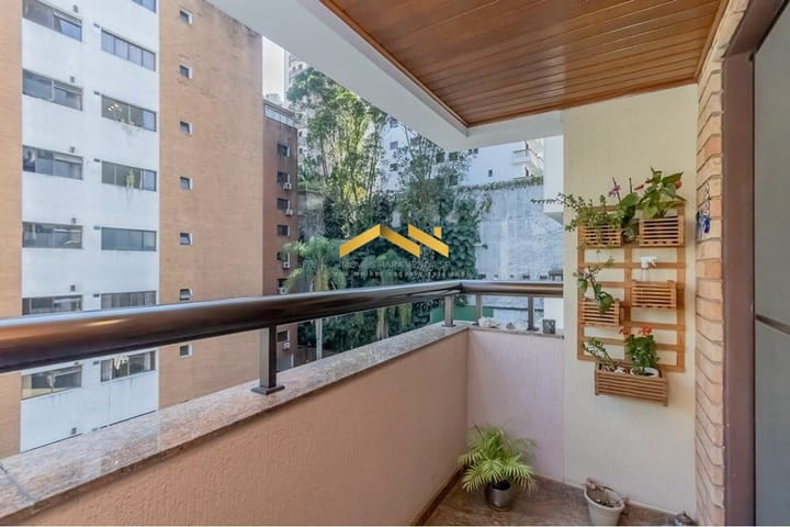 Apartamento à venda com 3 quartos, 123m² - Foto 25