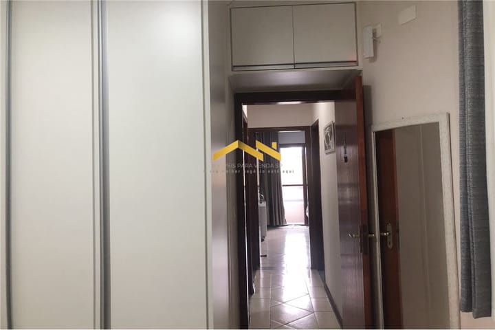 Casa à venda com 3 quartos, 84m² - Foto 8