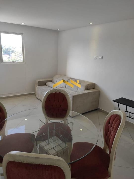 Apartamento à venda com 2 quartos, 67m² - Foto 4