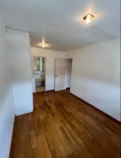 Apartamento à venda com 2 quartos, 70m² - Foto 12