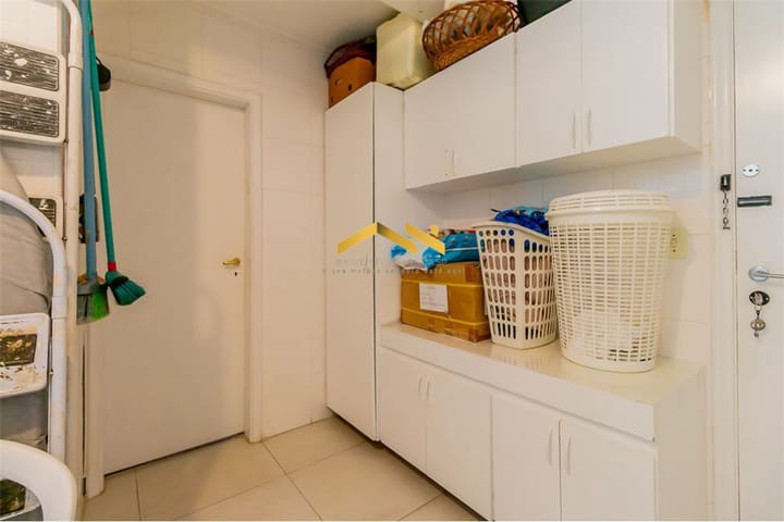 Apartamento à venda com 4 quartos, 181m² - Foto 8