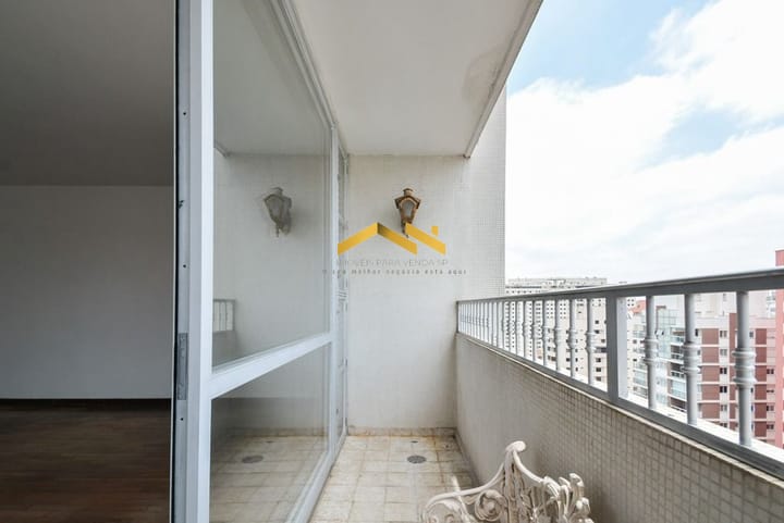 Apartamento à venda com 3 quartos, 181m² - Foto 35