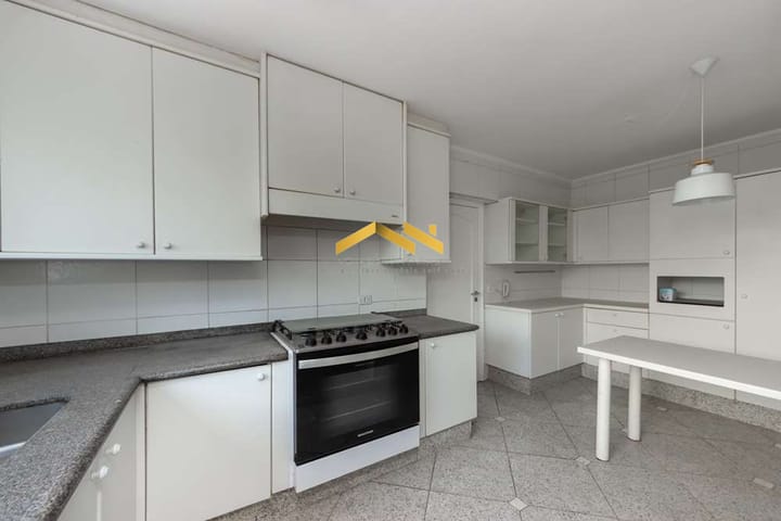 Apartamento à venda com 3 quartos, 165m² - Foto 9